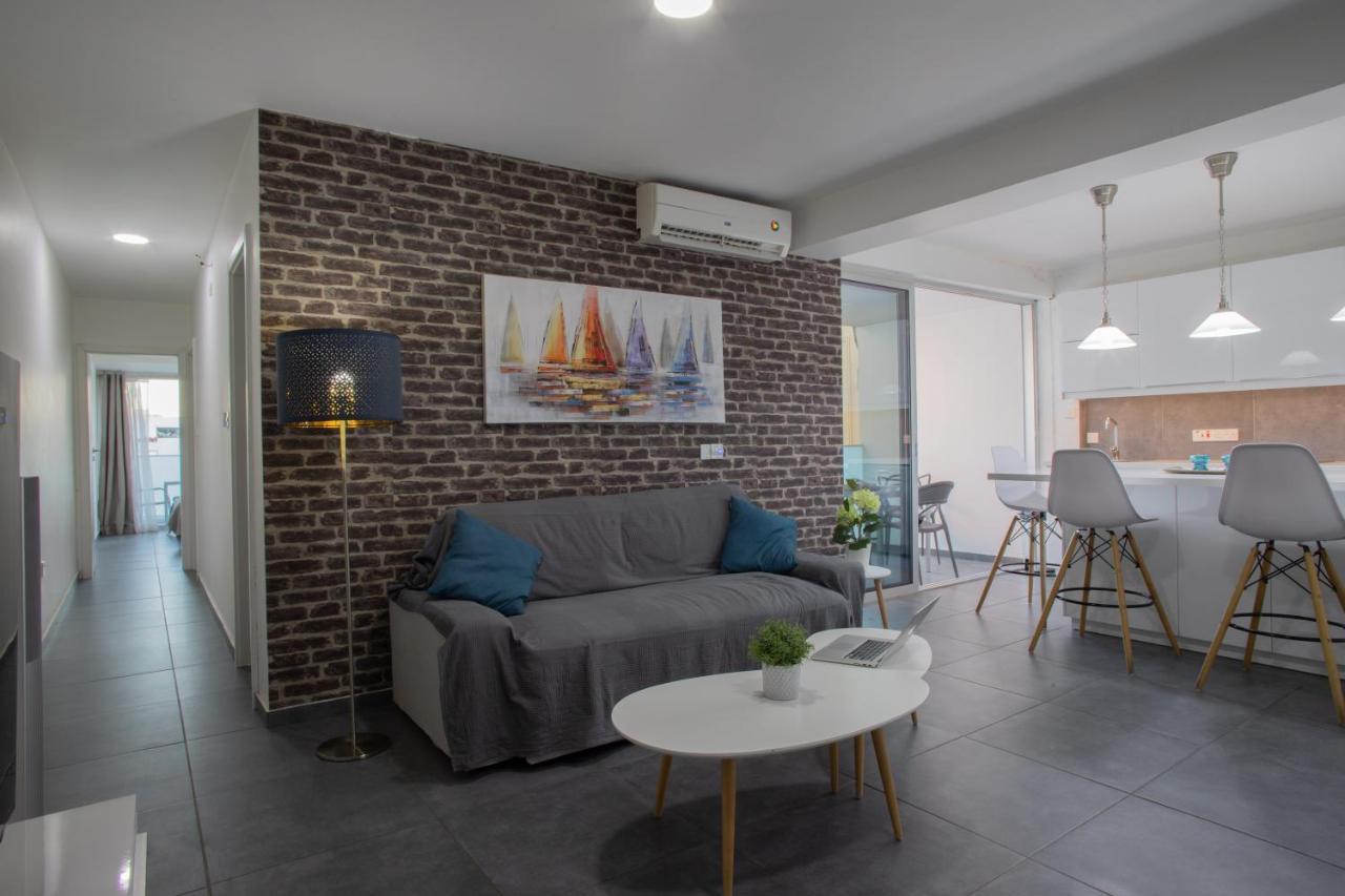 Poseidon Apartment By Michalis Айя Напа Екстериор снимка